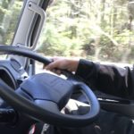 運送業のトラックドライバーは1日、何時間運転できる?